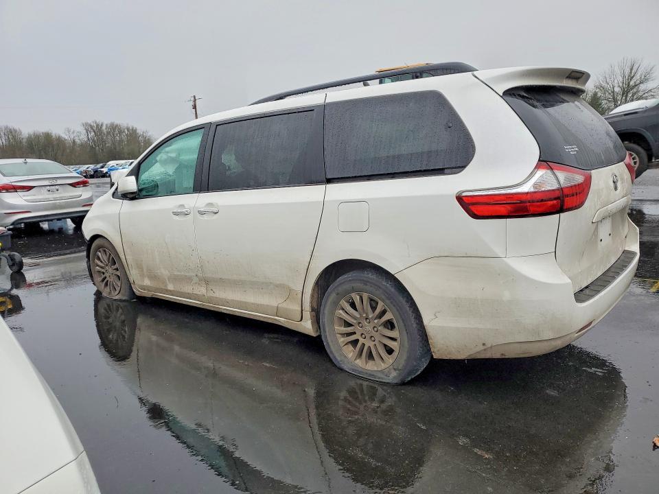 Продажа на аукционе авто 2017 Toyota Sienna, vin: 5TDYZ3DCXHS810324, номер лота: 75399075