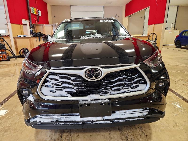 73255755 :رقم المزاد ، 5TDKDRBH0RS571731 vin ، 2024 Toyota Highlander مزاد بيع