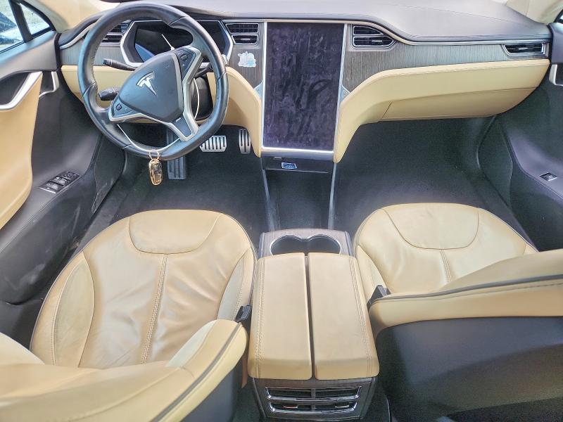 72337515 :رقم المزاد ، 5YJSA1CP1DFP09872 vin ، 2013 Tesla Model S مزاد بيع