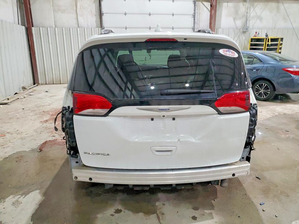 Продажа на аукционе авто 2018 Chrysler Pacifica, vin: 2C4RC1BG2JR154179, номер лота: 74355465
