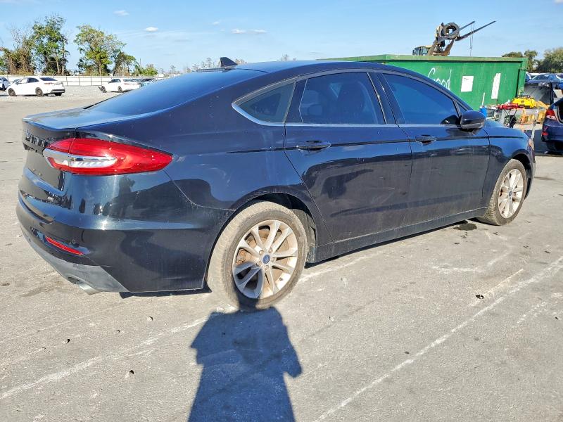 98943875 :رقم المزاد ، 3FA6P0HD6LR229130 vin ، 2020 Ford Fusion Se مزاد بيع