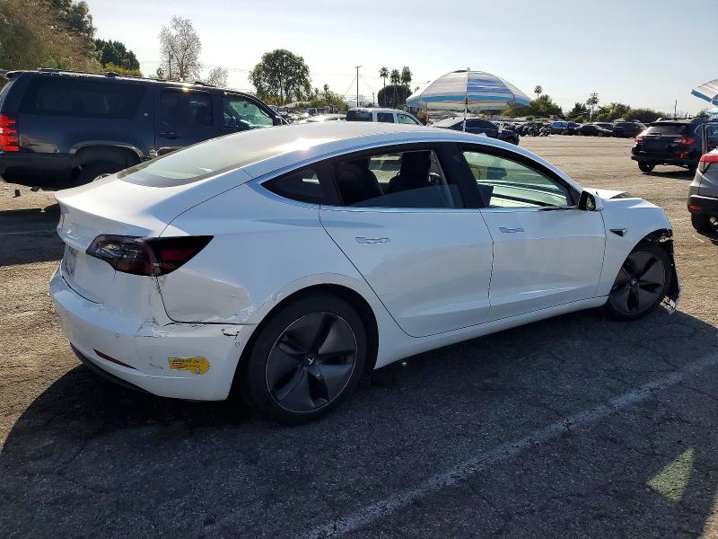 75057765 :رقم المزاد ، 5YJ3E1EA2JF071869 vin ، 2018 Tesla Model 3 مزاد بيع