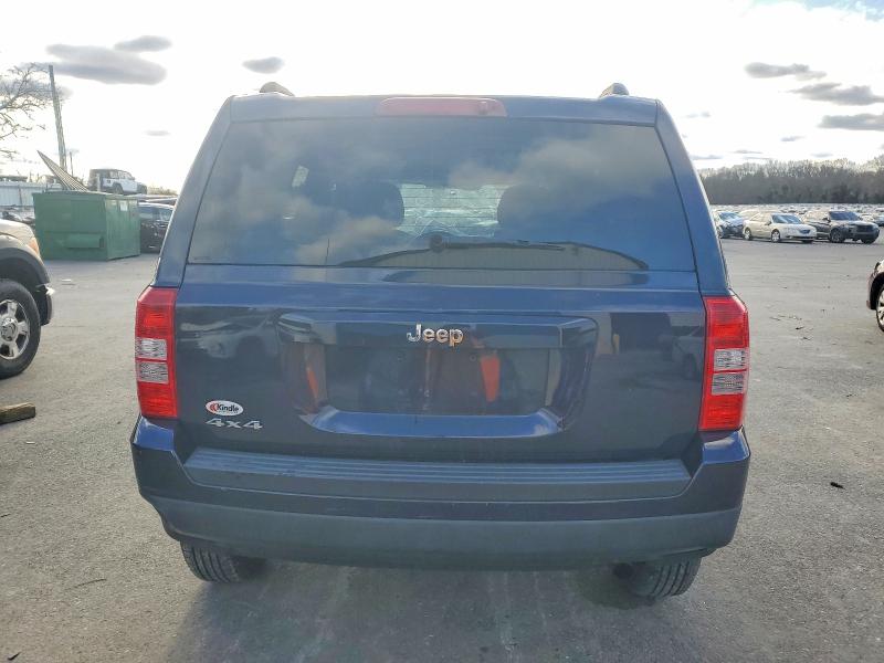 98772135 :رقم المزاد ، 1C4NJRBB4ED504444 vin ، 2014 Jeep Patriot مزاد بيع