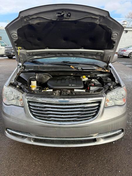 Продажа на аукционе авто 2013 Chrysler Town & Cou, vin: 2C4RC1BG7DR603859, номер лота: 75170505