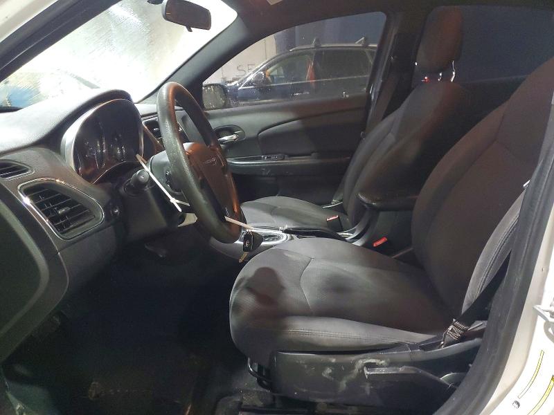 98821315 :رقم المزاد ، 1C3CCBAB2EN208248 vin ، 2014 Chrysler 200 مزاد بيع