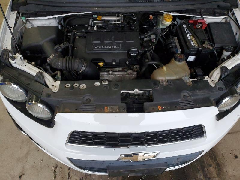 73618225 :رقم المزاد ، 1G1JE5SB7F4204743 vin ، 2015 Chevrolet Sonic مزاد بيع