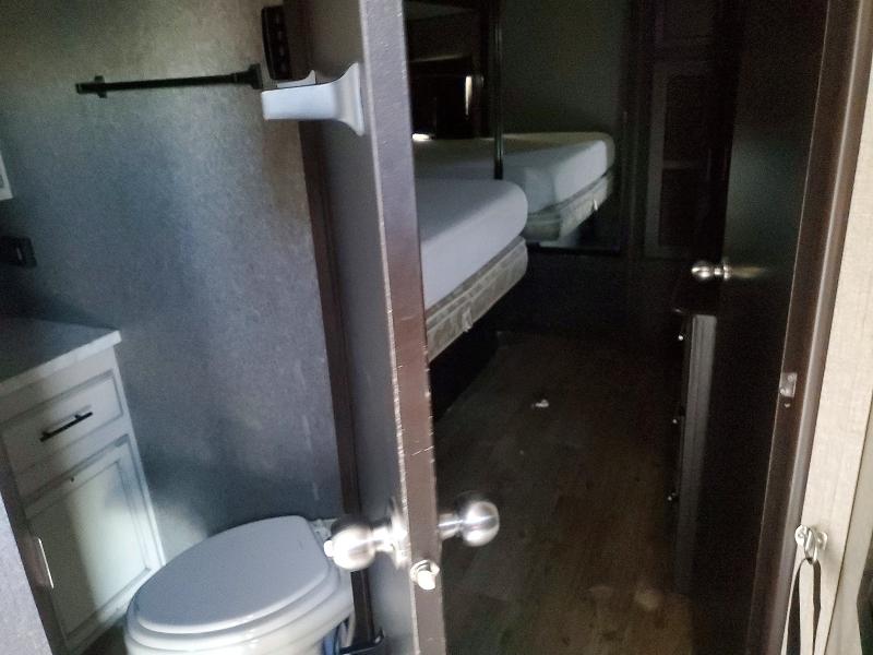 Продаж на аукціоні авто 2020 Jayco Eagle, vin: 1UJBJ0BU3L1EE0054, номер лоту: 99140395