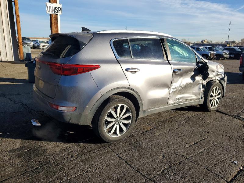 98369515 :رقم المزاد ، KNDPNCAC3H7082657 vin ، 2017 Kia Sportage E مزاد بيع