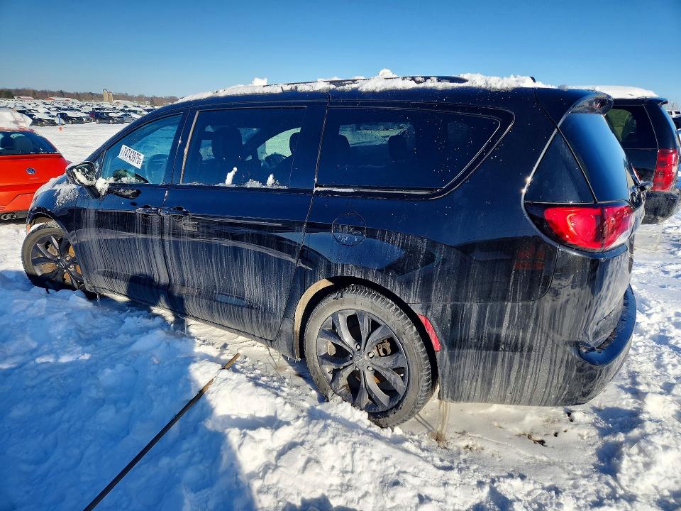 2019 Chrysler Pacifica მანქანა იყიდება აუქციონზე, vin: 2C4RC1EG5KR549101, აუქციონის ნომერი: 74743975
