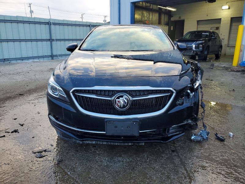 74086925 :رقم المزاد ، 1G4ZR5SS0HU127064 vin ، 2017 Buick Lacrosse مزاد بيع