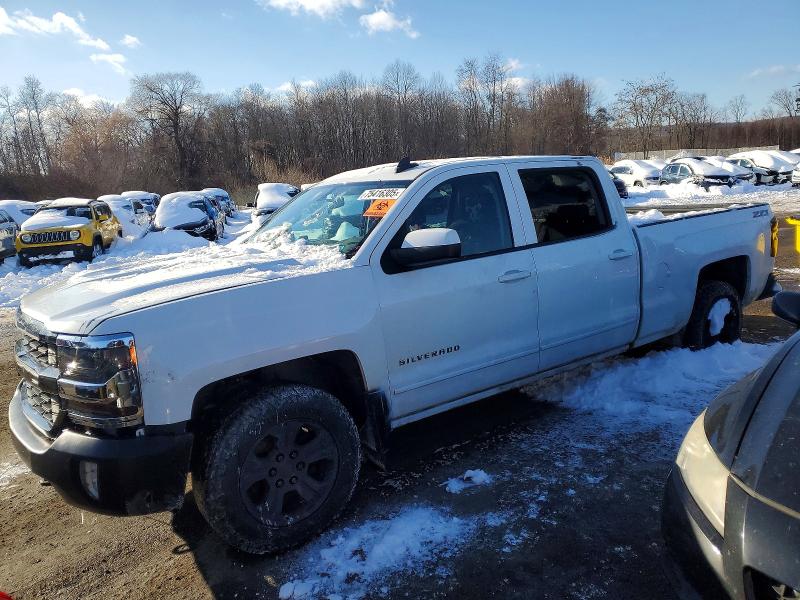 Auction sale of the 2016 Chevrolet Silverado, vin: 3GCUKREC7GG104204, lot number: 75416305