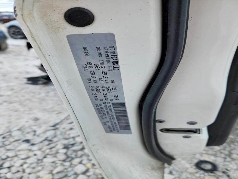 72705725 :رقم المزاد ، 3C4NJDDB7JT467216 vin ، 2018 Jeep Compass مزاد بيع
