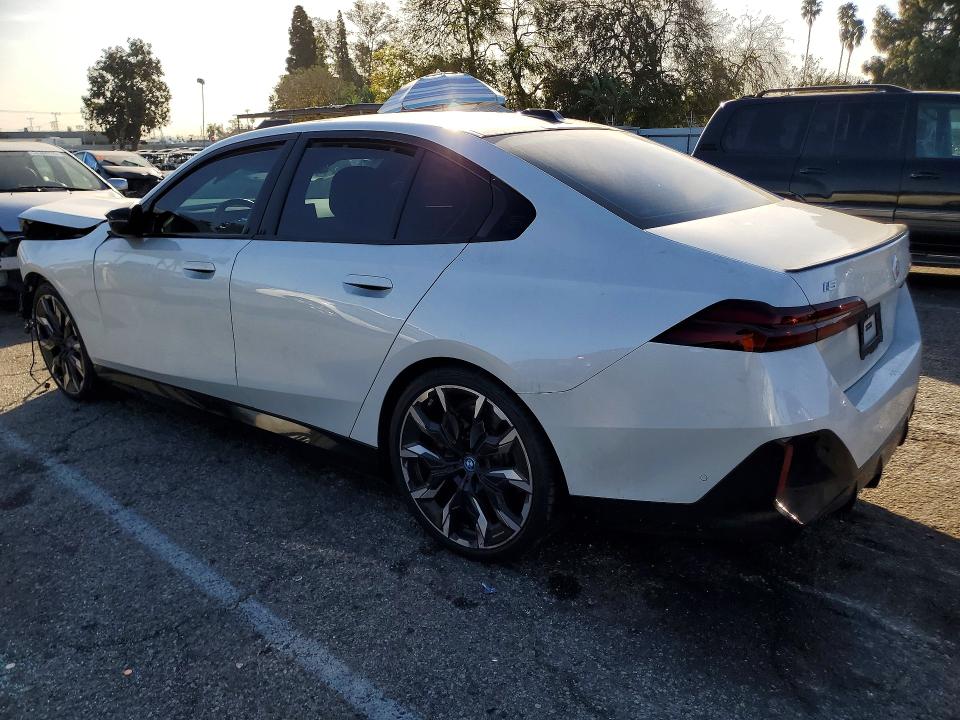 74911045 :رقم المزاد ، WBY43FK00RCR91509 vin ، 2024 Bmw I5 مزاد بيع