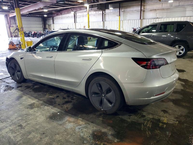 72670935 :رقم المزاد ، 5YJ3E1EBXJF104383 vin ، 2018 Tesla Model 3 مزاد بيع
