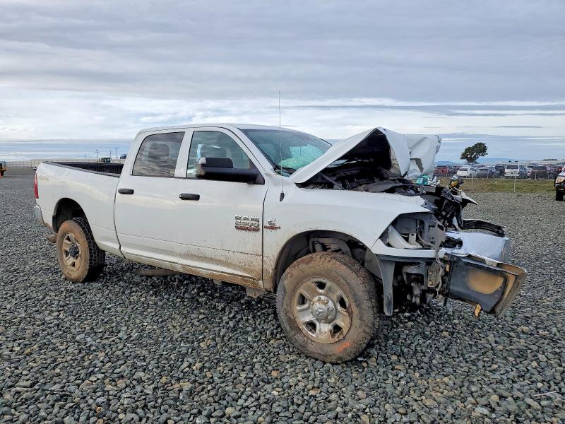 98851865 :رقم المزاد ، 3C6UR5CL8HG667293 vin ، 2017 Ram 2500 مزاد بيع