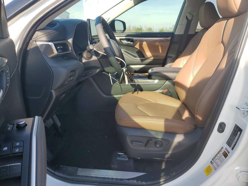 Продажа на аукционе авто 2025 Toyota Highlander, vin: 5TDKBRCH8SS648596, номер лота: 99124625