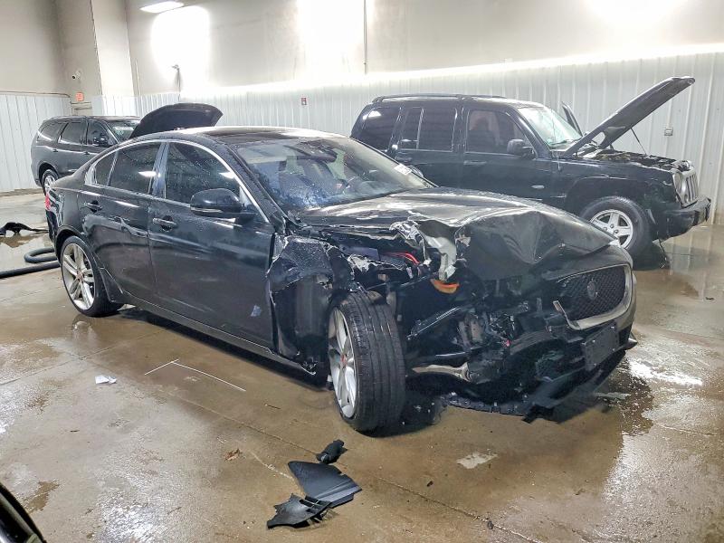 Продаж на аукціоні авто 2017 Jaguar Xe, vin: SAJAJ4BV7HA954219, номер лоту: 98237075