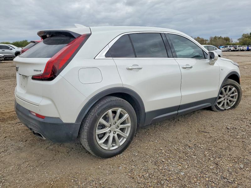 73877845 :رقم المزاد ، 1GYAZAR46LF129748 vin ، 2020 Cadillac Xt4 مزاد بيع