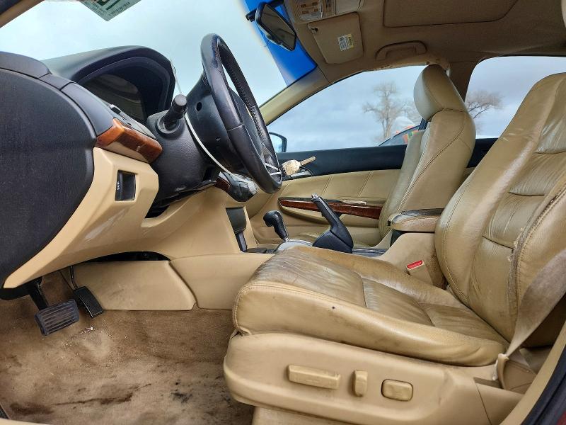 72237375 :رقم المزاد ، 1HGCP2F87CA107970 vin ، 2012 Honda Accord مزاد بيع