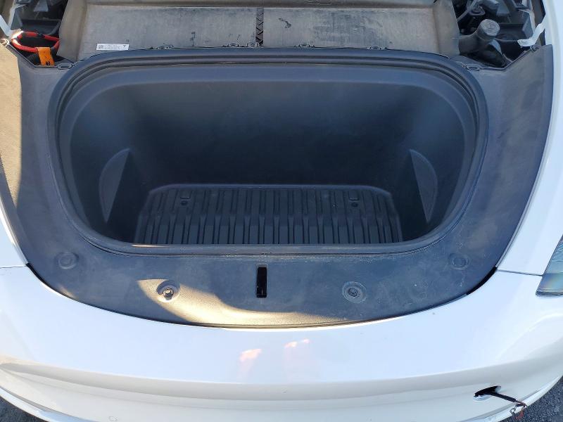 72187715 :رقم المزاد ، 7SAYGDEF5NF538191 vin ، 2022 Tesla Model Y مزاد بيع