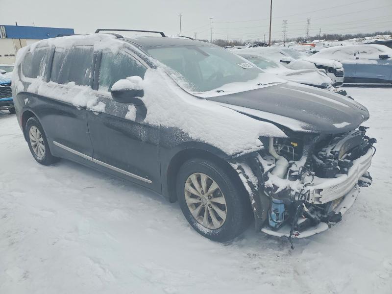 Продаж на аукціоні авто 2017 Chrysler Pacifica, vin: 2C4RC1BG6HR569130, номер лоту: 73581265