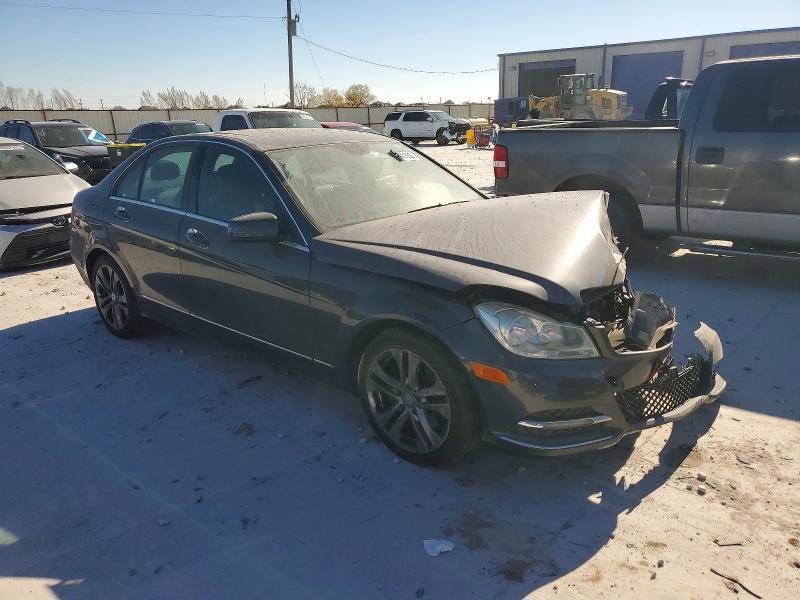 Продаж на аукціоні авто 2013 Mercedes-benz C, vin: WDDGF8AB9DR277779, номер лоту: 98585655