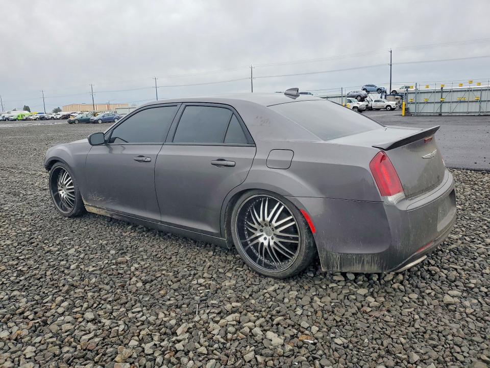 Продажа на аукционе авто 2019 Chrysler 300, vin: 2C3CCABGXKH539622, номер лота: 75411315
