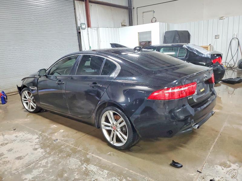 Продаж на аукціоні авто 2017 Jaguar Xe, vin: SAJAJ4BV7HA954219, номер лоту: 98237075