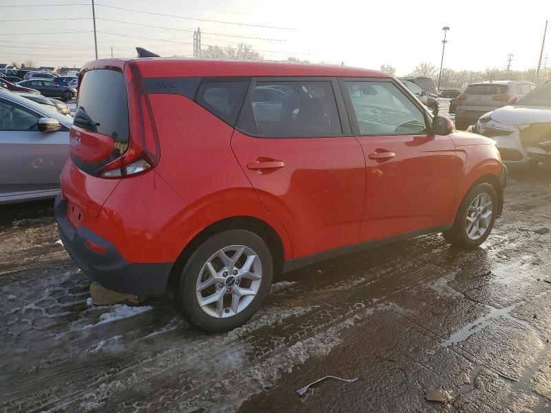 2022 Kia Soul მანქანა იყიდება აუქციონზე, vin: KNDJ23AU5N7183945, აუქციონის ნომერი: 99270565
