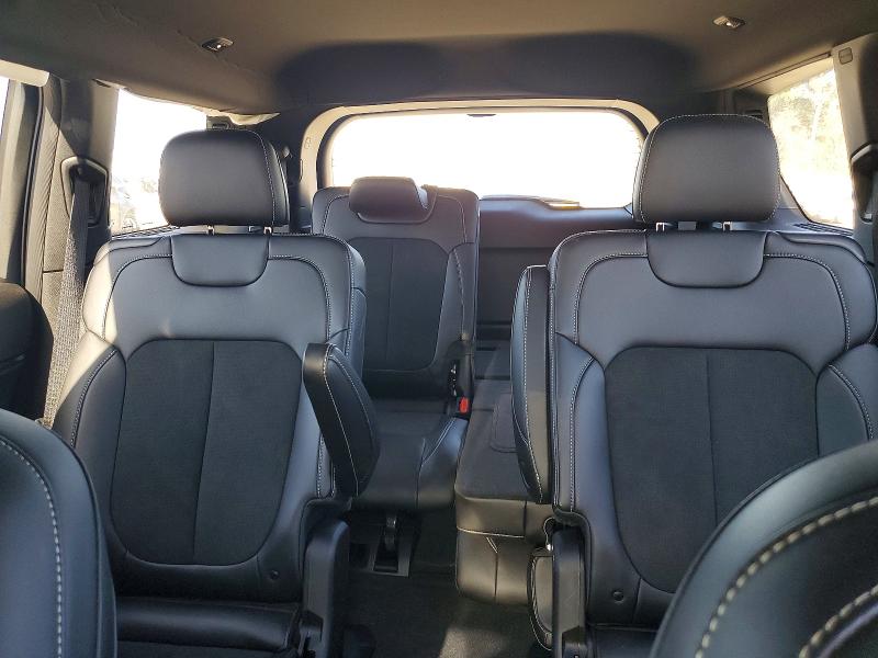 Продажа на аукционе авто 2025 Jeep Grand Cherokee, vin: 1C4RJKAG0S8740258, номер лота: 72938585