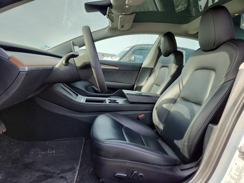 73897785 :رقم المزاد ، 5YJ3E1EB2NF240738 vin ، 2022 Tesla Model 3 مزاد بيع
