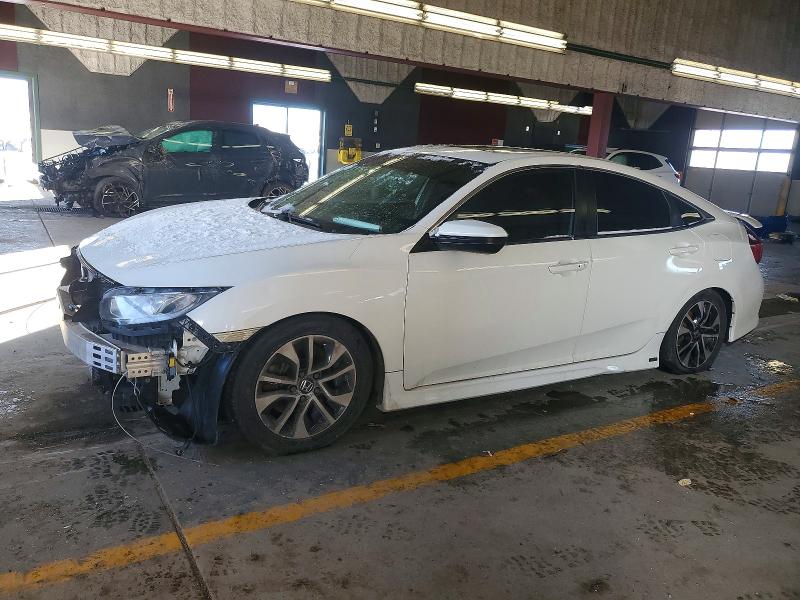99070975 :رقم المزاد ، 2HGFC1E59JH700240 vin ، 2018 Honda Civic مزاد بيع