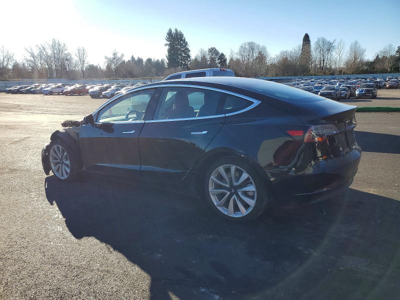 Продажа на аукционе авто 2018 Tesla Model 3, vin: 5YJ3E1EB6JF186712, номер лота: 72962505