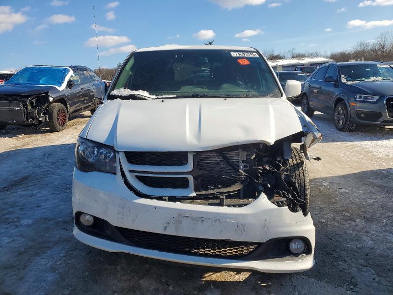 73605045 :رقم المزاد ، 2C4RDGEG5HR760436 vin ، 2017 Dodge Grand Caravan مزاد بيع