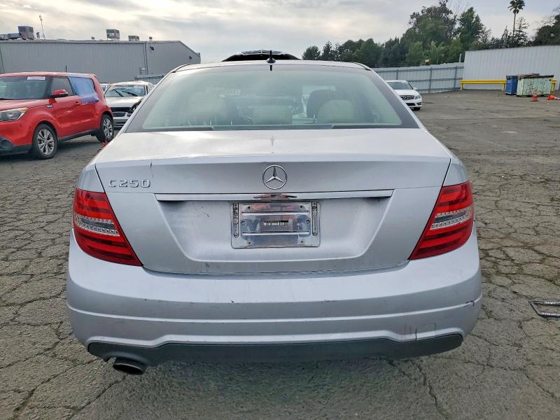 Aukcja sprzedaży 2014 Mercedes-benz C 250, vin: WDDGF4HBXEA960864, numer aukcji: 74255665