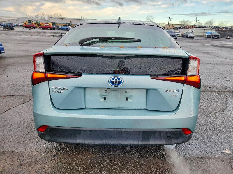 98840925 :رقم المزاد ، JTDL9RFU8L3017102 vin ، 2020 Toyota Prius مزاد بيع