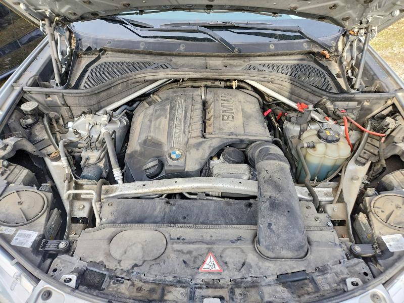 Продажа на аукционе авто 2016 Bmw X5 Xdrive3, vin: 5UXKR0C50G0P32952, номер лота: 74077525