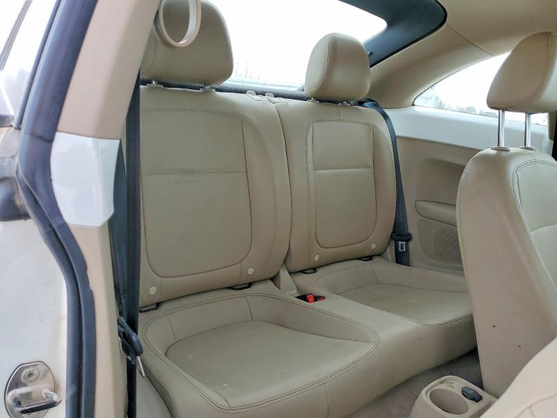 2013 Volkswagen Beetle მანქანა იყიდება აუქციონზე, vin: 3VWJP7AT1DM624424, აუქციონის ნომერი: 99837395