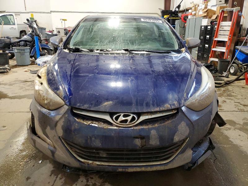 Продажа на аукционе авто 2014 Hyundai Elantra L 4dr, vin: 5NPDH4AE0EH534217, номер лота: 98401095