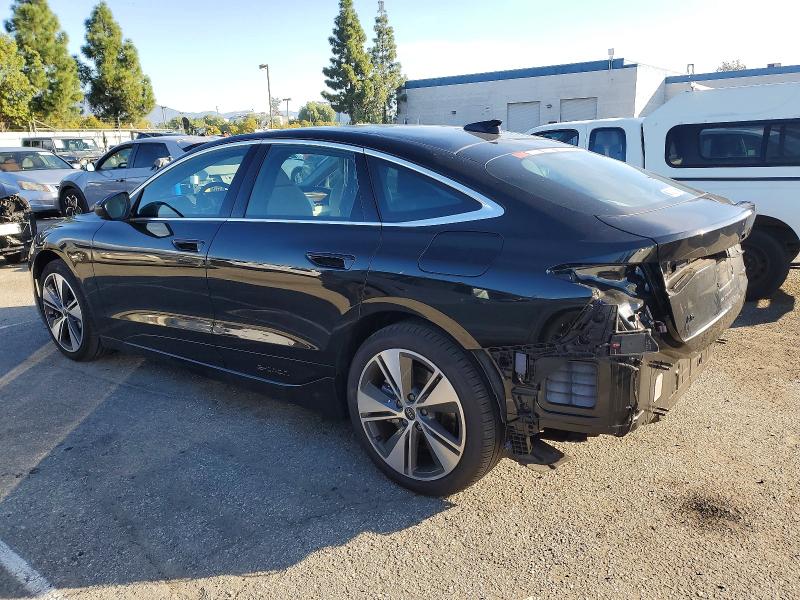 2025 Audi A6 E-tron მანქანა იყიდება აუქციონზე, vin: WAU2DAGH1SA019343, აუქციონის ნომერი: 99483665
