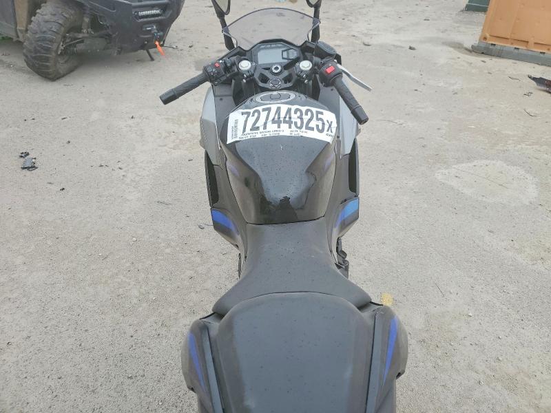 72744325 :رقم المزاد ، ML5EXGG15SDA63113 vin ، 2025 Kawasaki Ex500 مزاد بيع