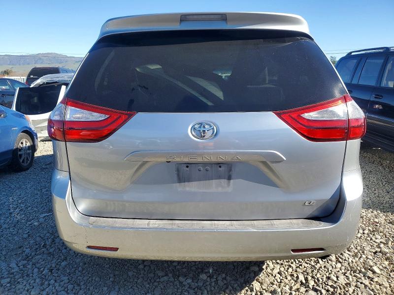 73748035 :رقم المزاد ، 5TDKZ3DC6HS833525 vin ، 2017 Toyota Sienna Le مزاد بيع