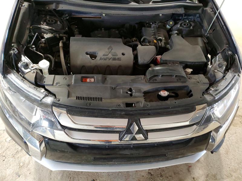 Продаж на аукціоні авто 2018 Mitsubishi Outlander, vin: JA4AD3A33JZ048733, номер лоту: 74450245