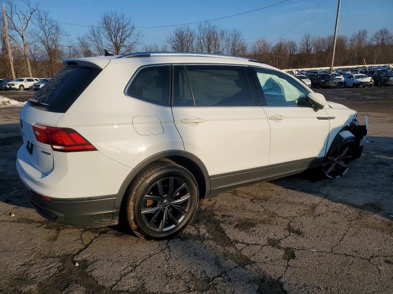 Продажа на аукционе авто 2024 Volkswagen Tiguan, vin: 3VV2B7AX7RM030423, номер лота: 72167305