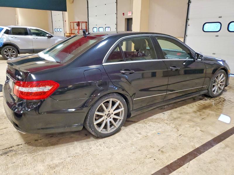 2011 Mercedes-benz E მანქანა იყიდება აუქციონზე, vin: WDDHF8HB3BA395249, აუქციონის ნომერი: 73724065