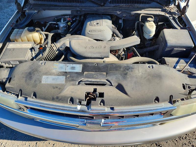 74732555 :رقم المزاد ، 3GNEC16Z44G118912 vin ، 2004 Chevrolet Suburban مزاد بيع