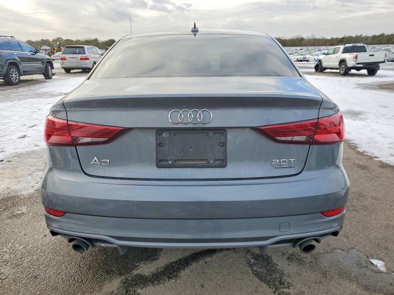 Продажа на аукционе авто 2018 Audi A3, vin: WAUJ8GFF8J1011306, номер лота: 99483445