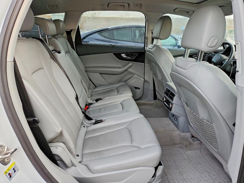 Продаж на аукціоні авто 2018 Audi Q7, vin: WA1VAAF72JD017335, номер лоту: 72382025