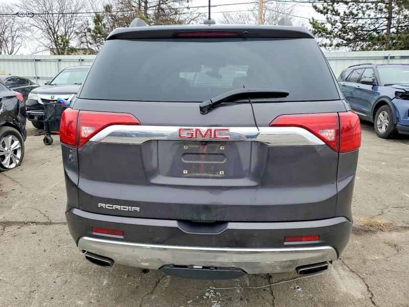 72166315 :رقم المزاد ، 1GKKNPLS2HZ272240 vin ، 2017 Gmc Acadia مزاد بيع