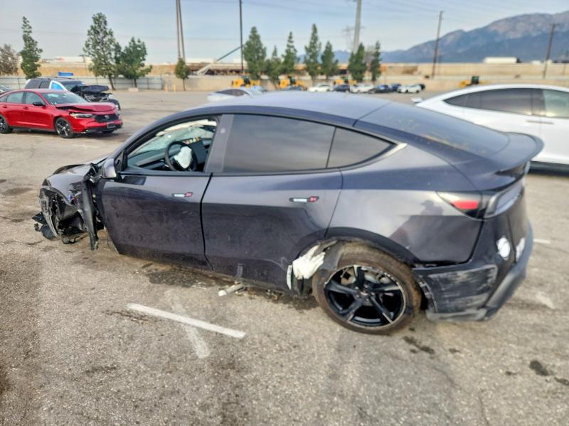 Продаж на аукціоні авто 2026 Tesla Model Y, vin: 7SAYGDED2TF443440, номер лоту: 74814635